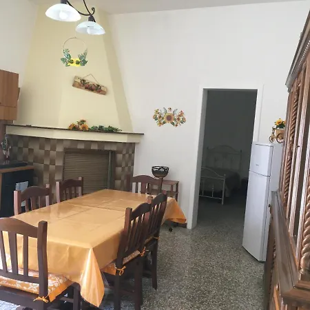 度假居 La Casa Di Donato 加利亚诺德尔卡波